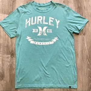 Hurley T-Shirt - Size M